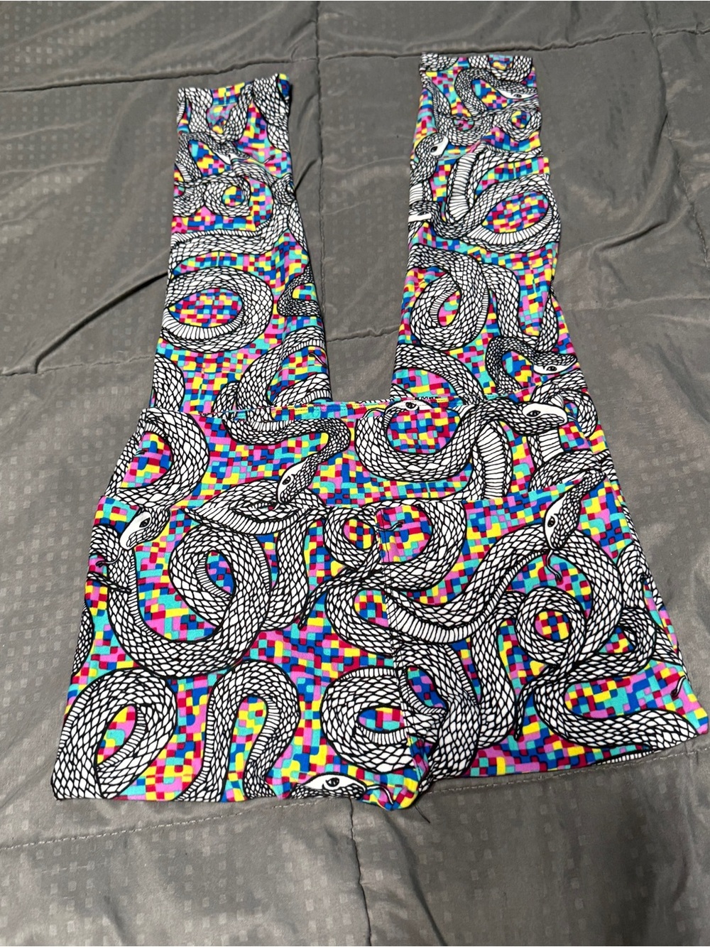 LULAROE OS ONE SIZE SNAKE Boa Constrictor Gothic RARE Unicorn Women’s Leggings